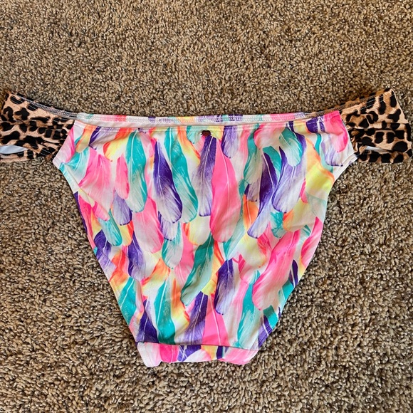 Victoria Secret PINK Bikini Bottom. Size Large. - Picture 1 of 7